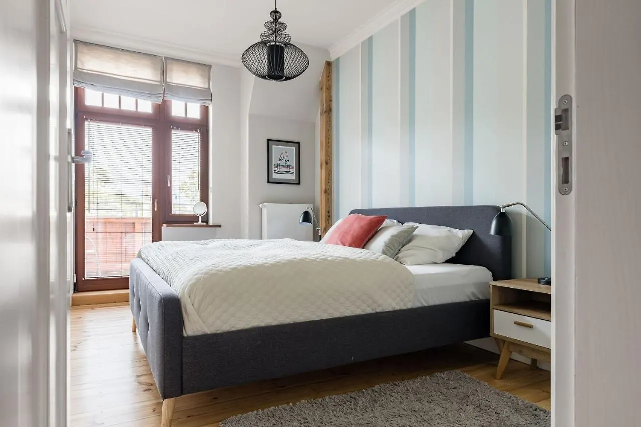 Sanhaus Apartments - Apartament Fantazja Z Dwoma Balkonami - 100 M2 Sopot 0*,  Polonia